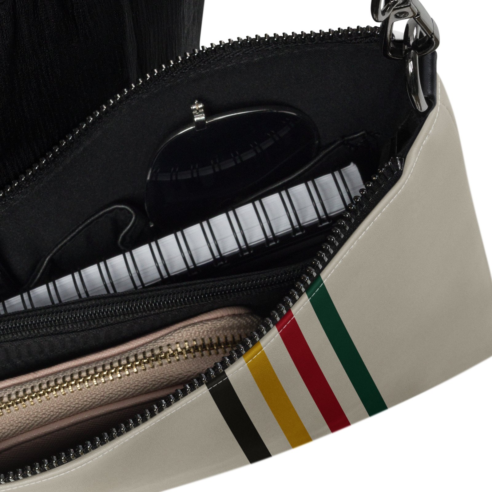 Crossbody Bag in a Wool Blanket Design: Faux Leather - Image 8